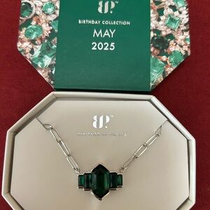 Allure Green Necklace with Emerald-Cut Pendant
